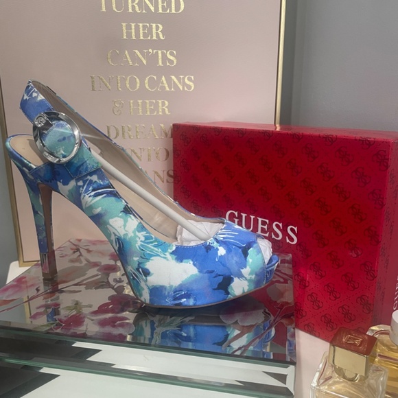 Blue Floral Peep Toe Sling Pumps | Guess - Picture 3 of 8